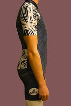 Load image into Gallery viewer, Men's monarch jersey